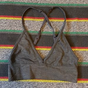 Lululemon sports bra